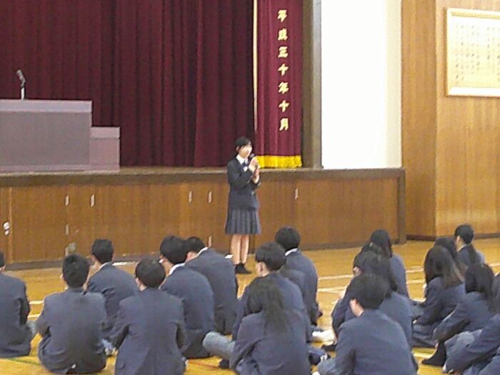 R7．3学期終業式・転退任式３